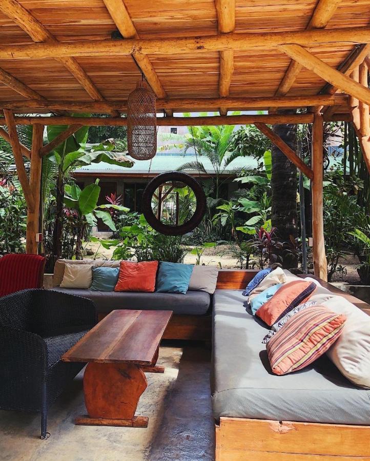 Cabinas Playa Surf Hostel Playa Santa Teresa  Eksteriør billede
